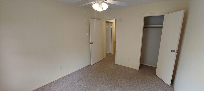 Building Photo - 8710 Ilona Ln