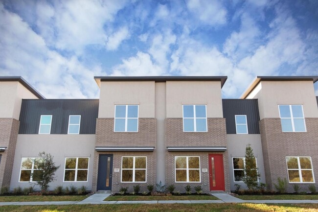 Primary Photo - 3919 WS Phillips Pkwy