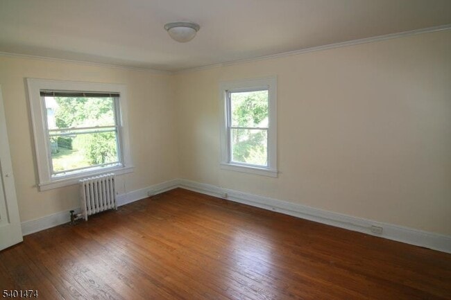 Building Photo - 220 S Ridgewood Rd