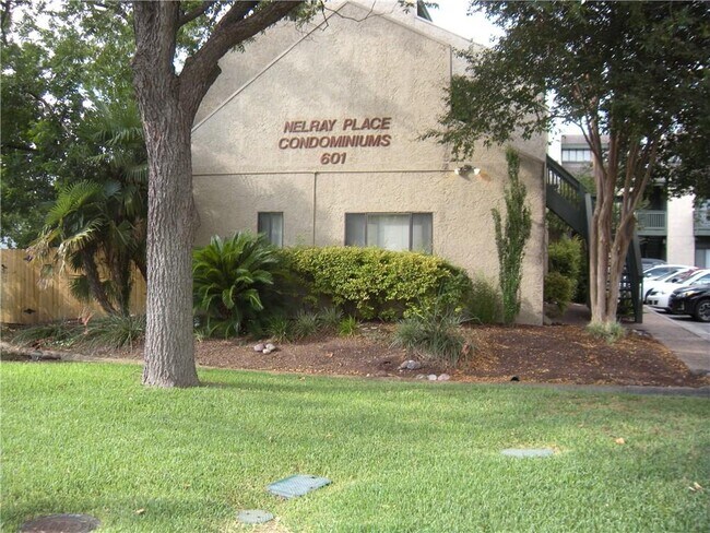 Building Photo - 601 Nelray Blvd