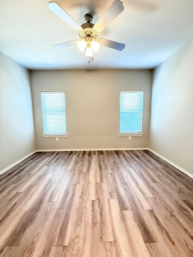 Building Photo - 1217 Preston Trails