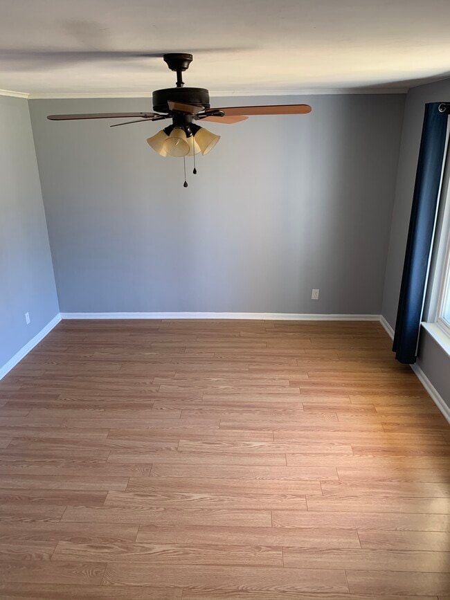 Living room - 5758 E Hastings Arch