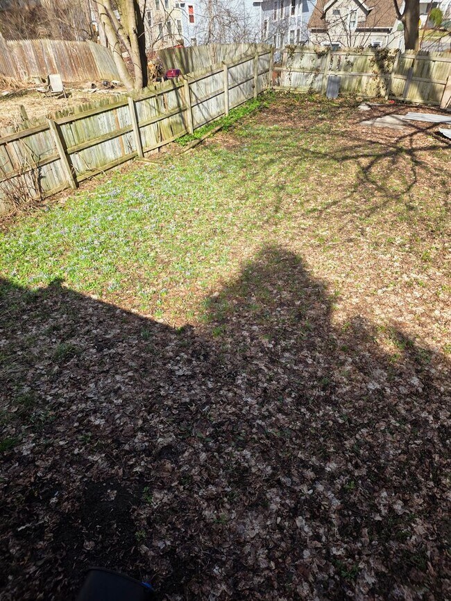 Building Photo - 4 Bedroom 3 Bathroom House in Syracuse