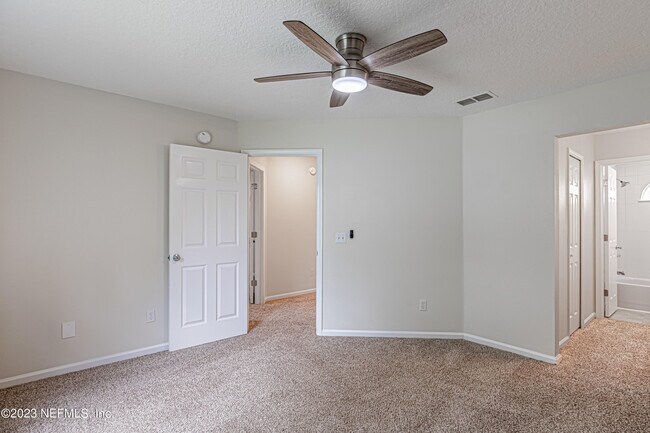 Building Photo - 2315 Wood Hollow Ln