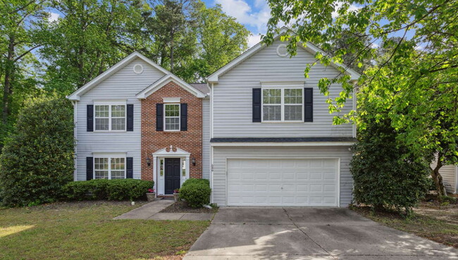 Primary Photo - Spacious 4-Bedroom Retreat in Fuquay-Varin...