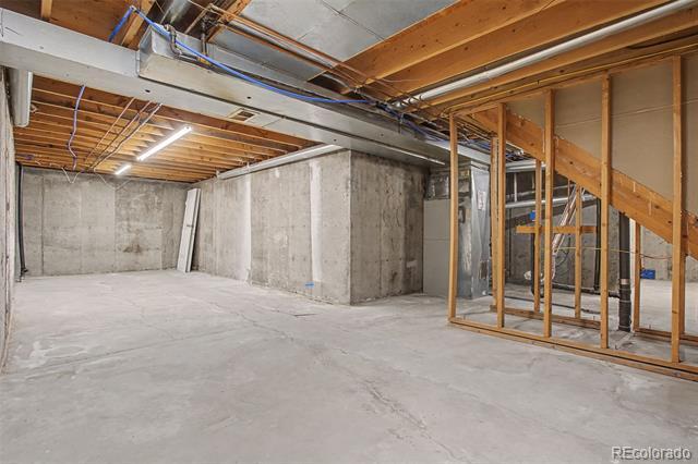 Building Photo - 13743 E Marina Dr