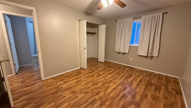 Building Photo - 3 Bedroom Ranch House w/Large 2 Car Garage and Fenced Yard!