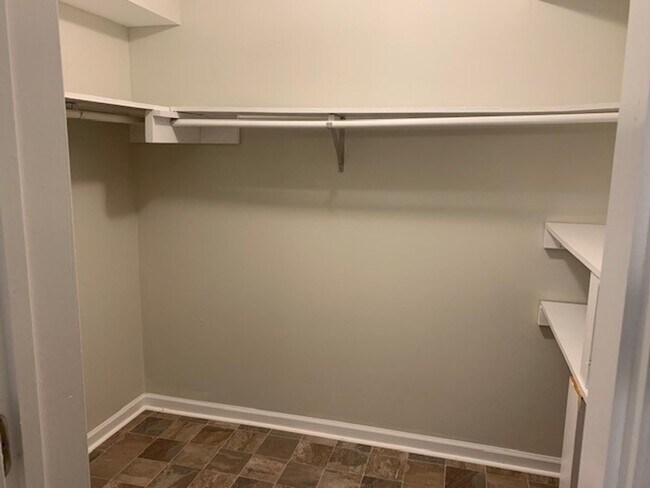 Building Photo - Available July 31st , 2026!!