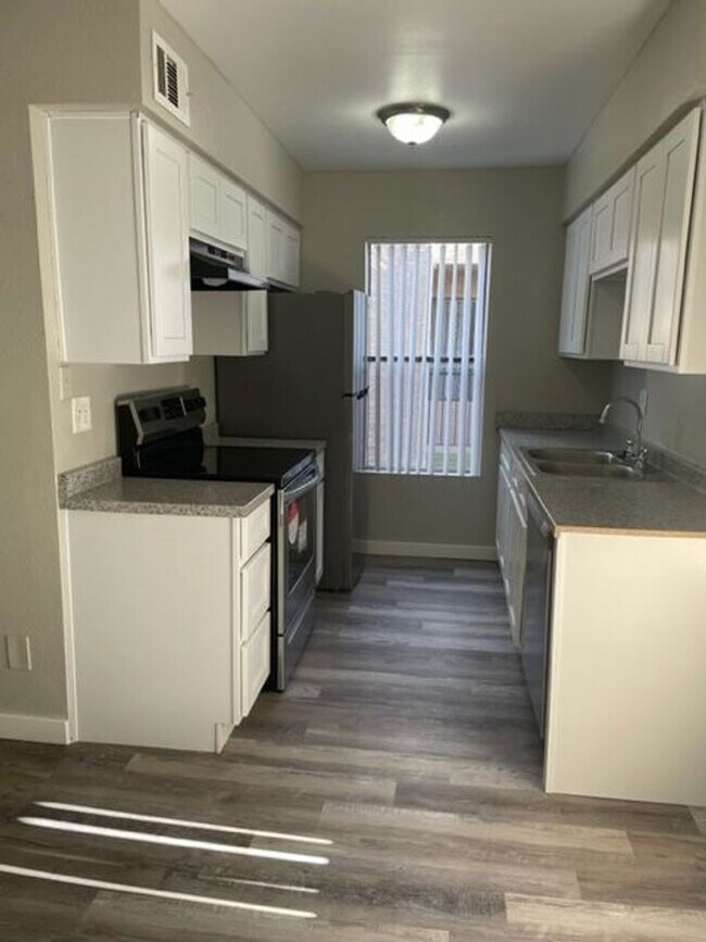 Interior Photo - Harbor View Apartments