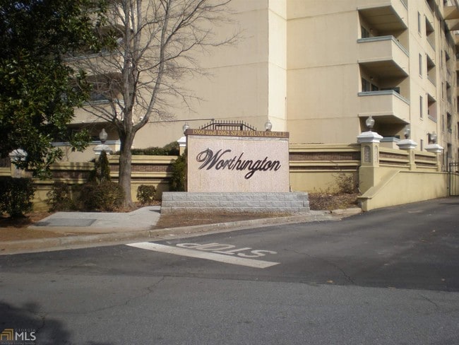 Building Photo - 1962 Spectrum Cir