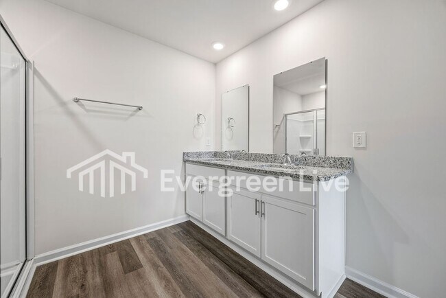 Building Photo - Coming Soon!