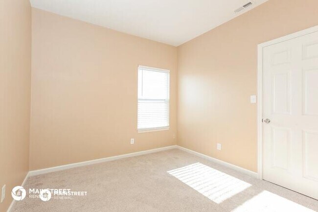 Building Photo - 12604 Buck Run Dr, Noblesville, IN 46060