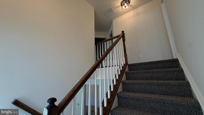 Building Photo - 78 Tansboro Rd