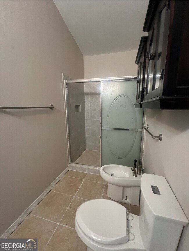 Building Photo - 3990 Admiral Dr
