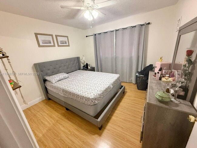 Building Photo - 6426 SW 134th Pl