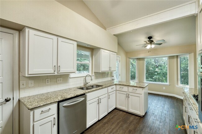 Building Photo - 6702 Colina Ln