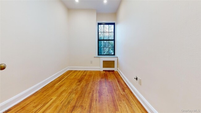 Building Photo - 90-09 68th Ave