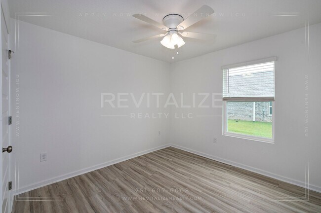 Building Photo - 1097 Hayward Lp