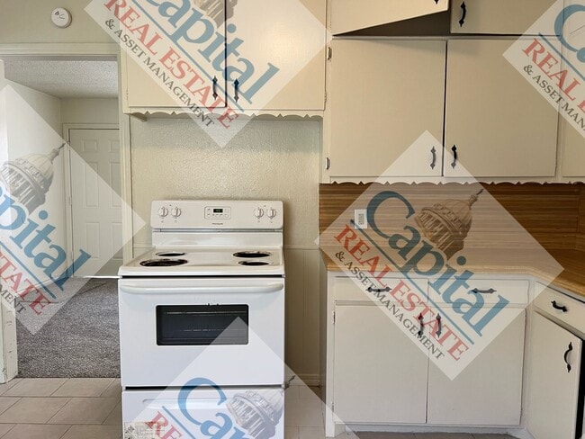 Building Photo - Home Sweet Home- Move In Special!!!!