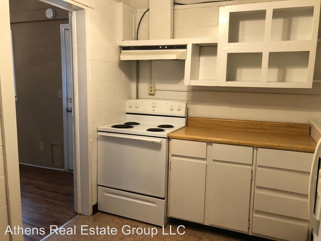 Building Photo - 1 br, 1 bath House - 180 Mell Street