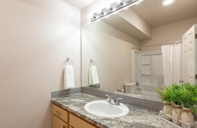 Building Photo - 22855 E Country Vista Dr
