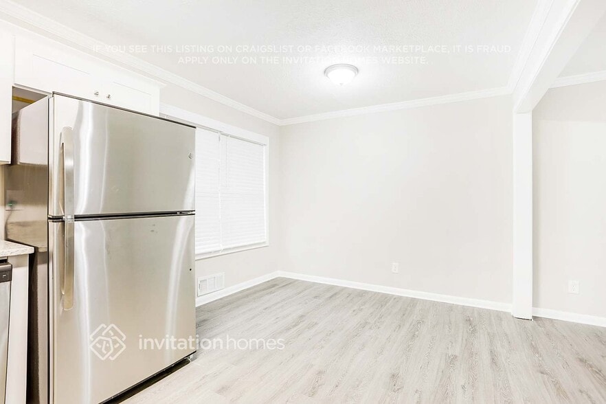 Building Photo - 334 Dartmouth Dr SW