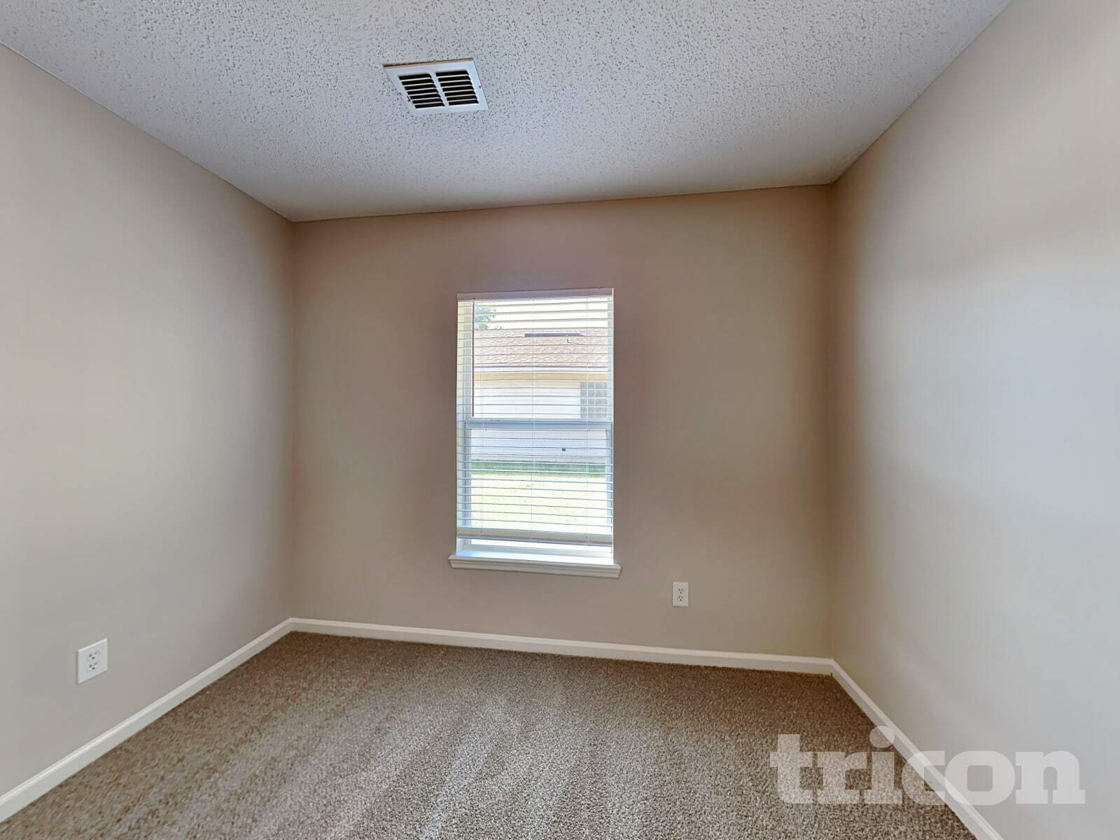 Building Photo - 8325 Stelling Dr S