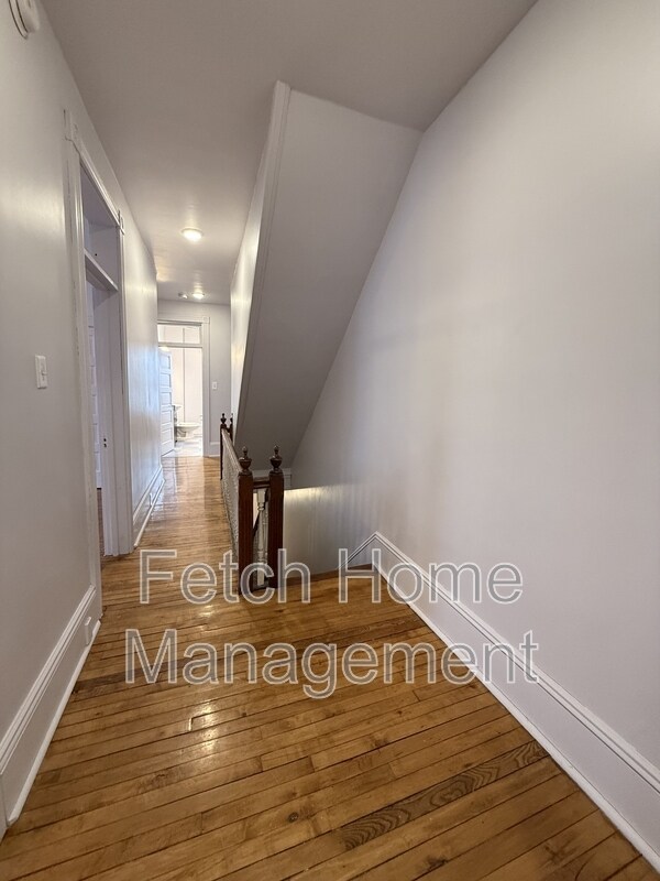 Building Photo - 125 E State St