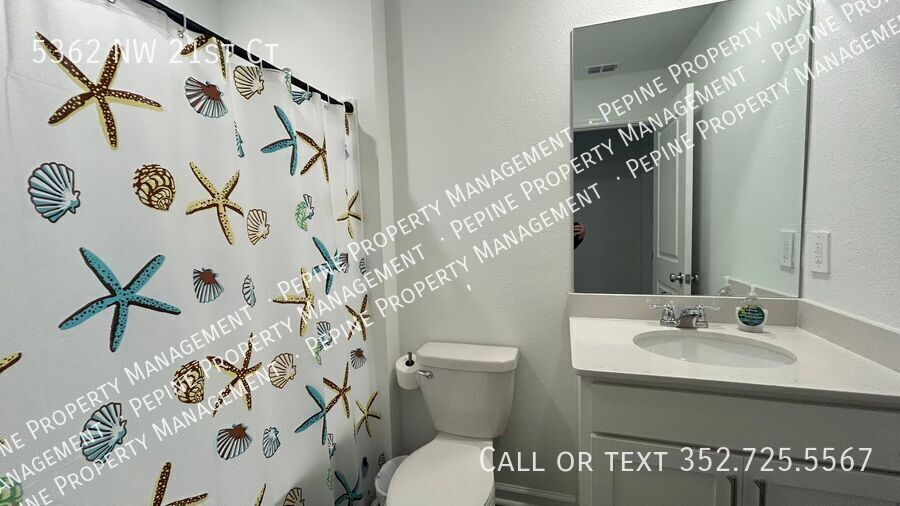 Building Photo - 5362 NW 21st Ct