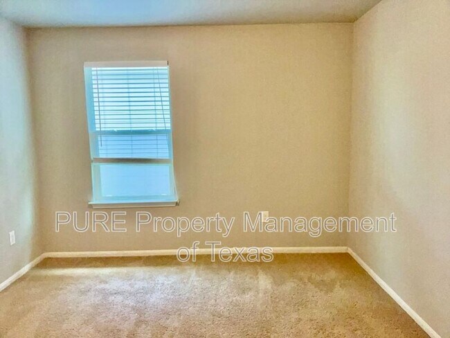 Building Photo - 12040 Riparian Rd