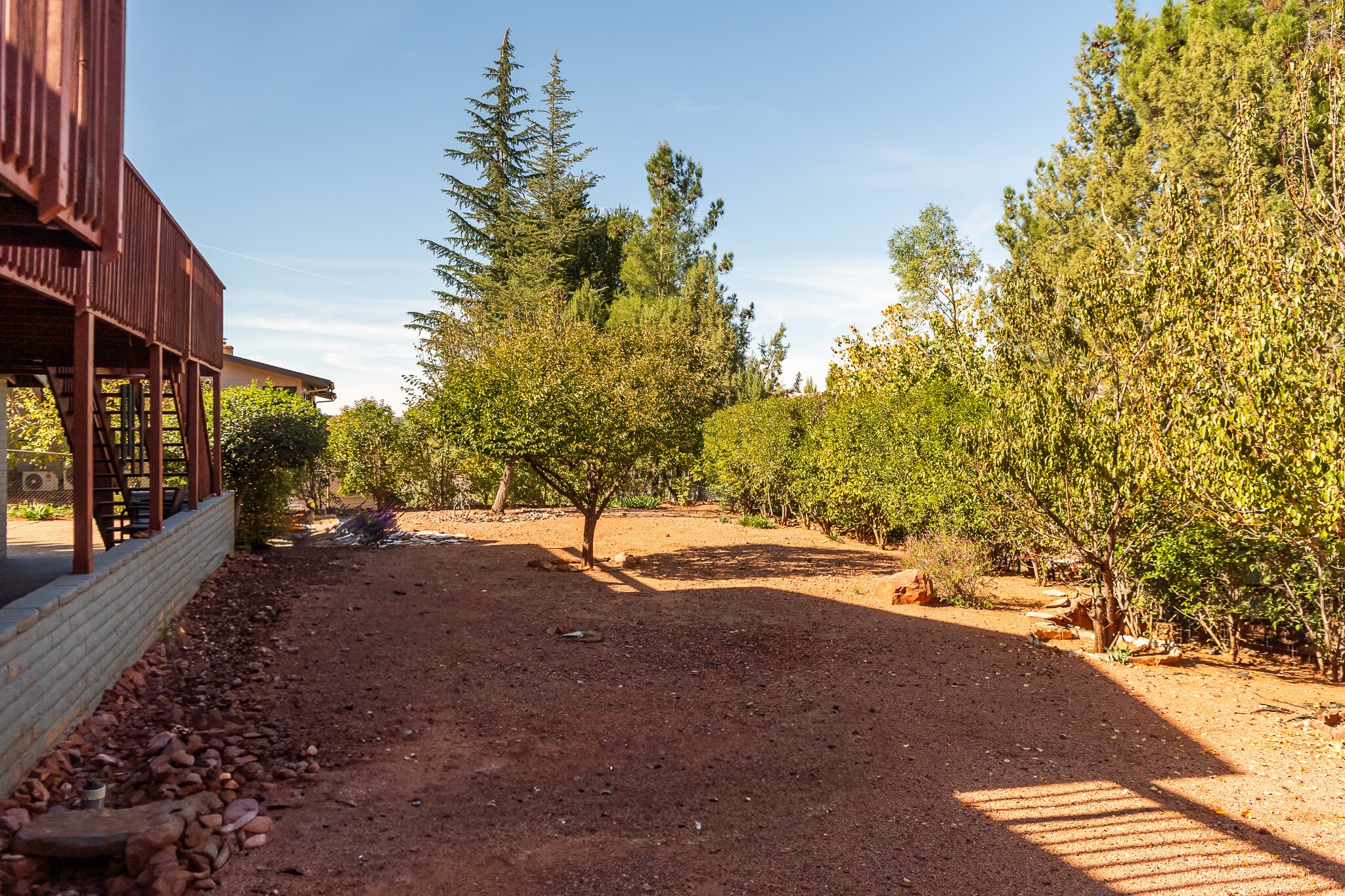 Building Photo - 350 Panorama Blvd