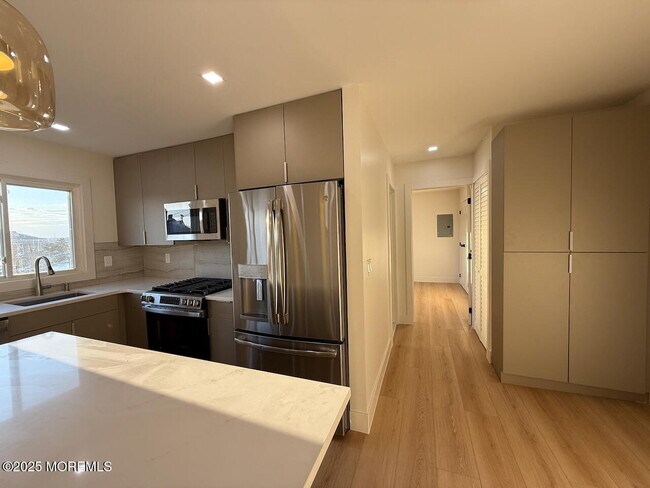 Building Photo - 1 Ocean Ave