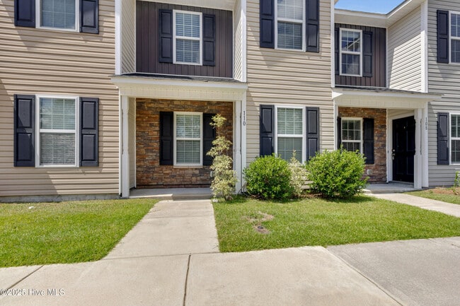 Building Photo - 110 Meadow Way