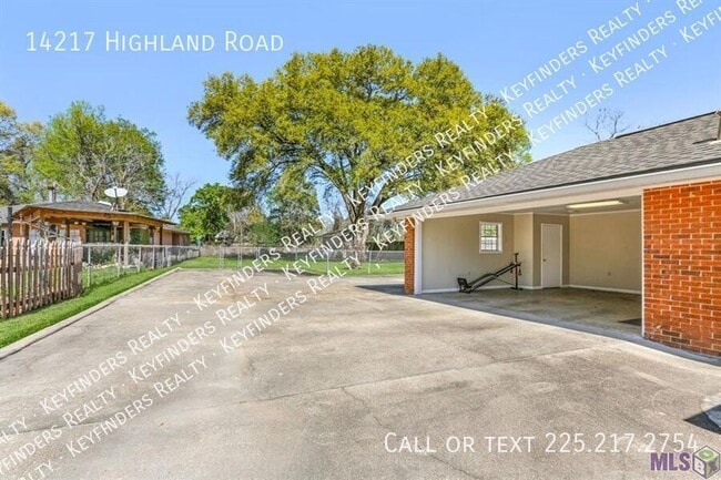 Building Photo - 14217 Highland Rd