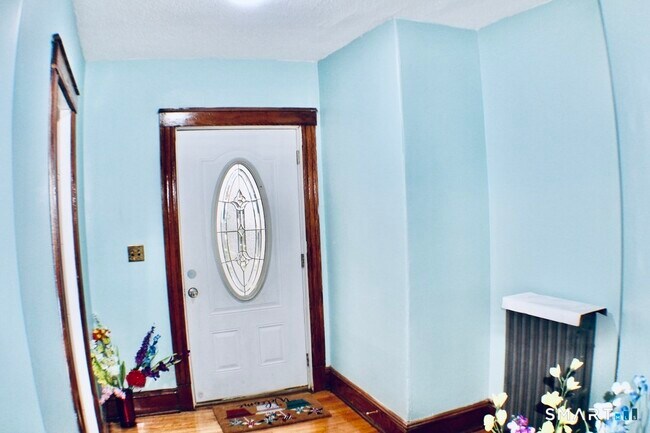 Building Photo - 51 Brownell Ave