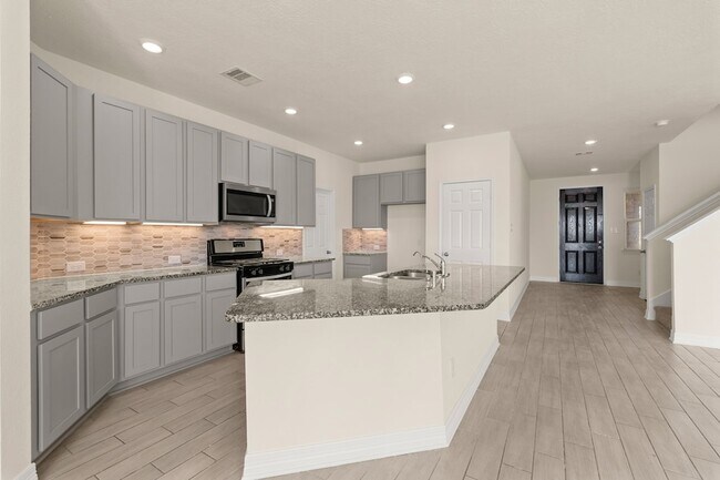 Building Photo - 4822 Hickory Deer Ln