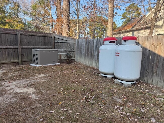 Building Photo - Beautiful home in Tucker Creek