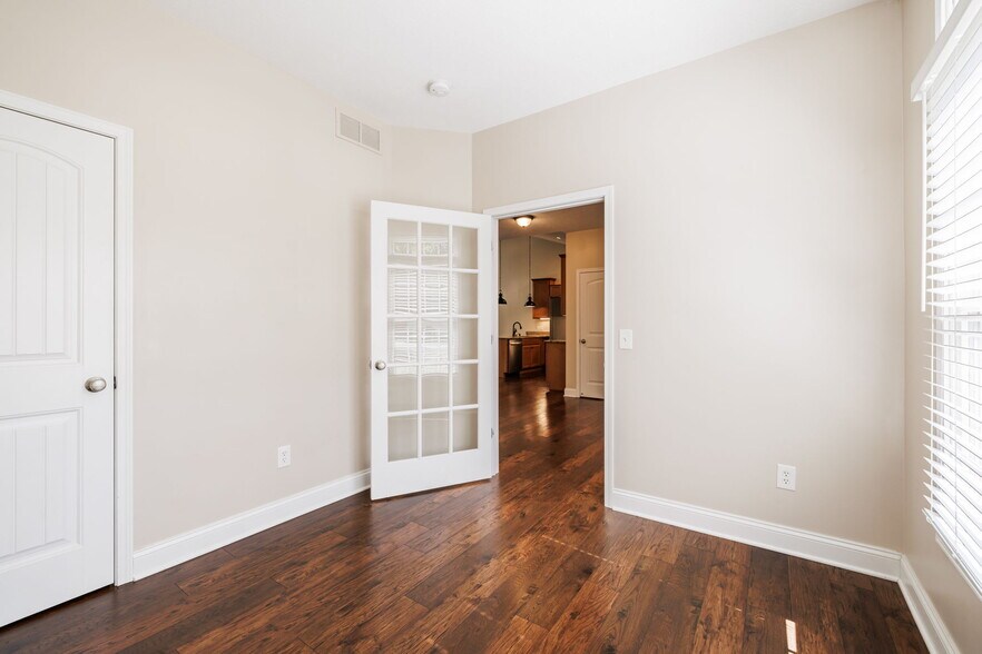 Building Photo - 148 Fenton Rd