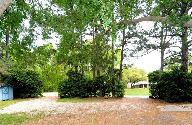 Building Photo - 15095 Conroe Bay Blvd