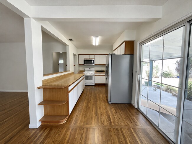 Building Photo - 4432 Falcon Ave