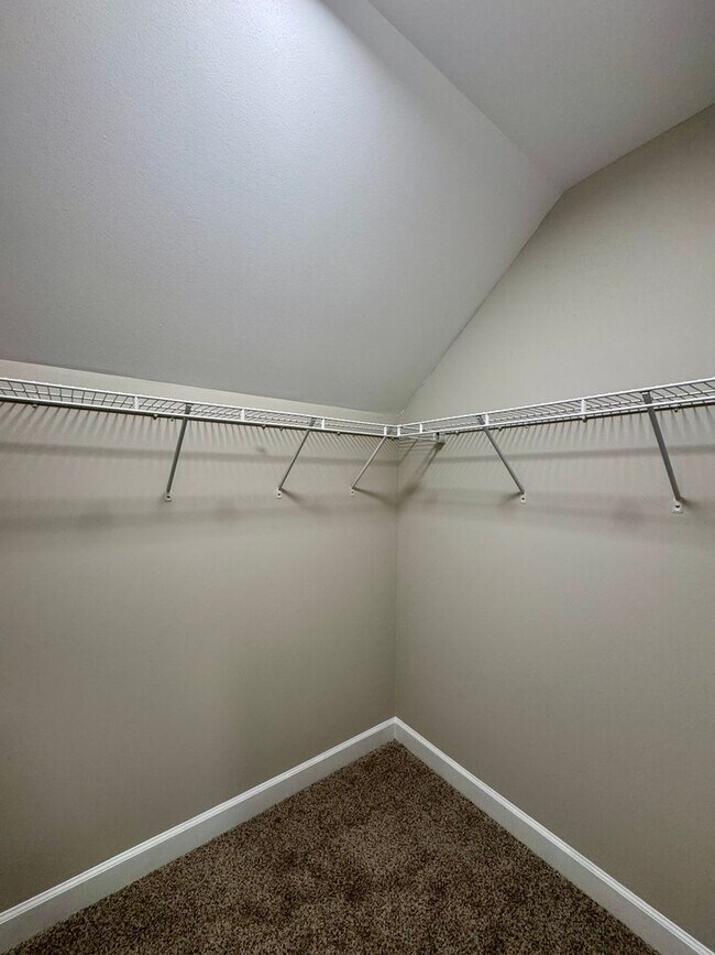 Building Photo - Traemoor At Lakewood