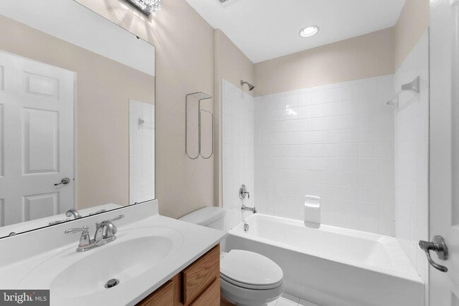 Building Photo - 7015 Trek Way