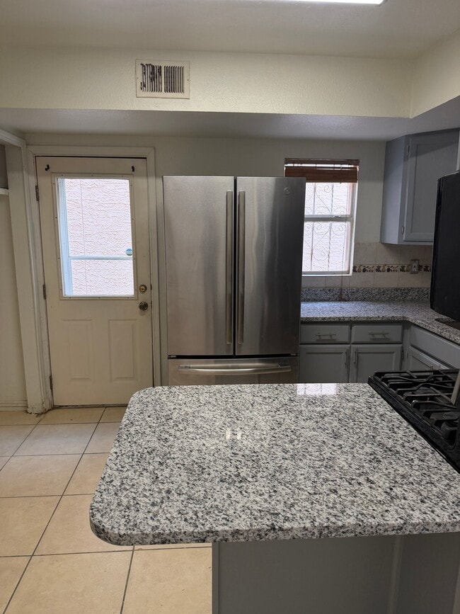 Building Photo - 3593 Waterspring Way