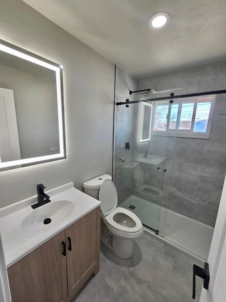 Building Photo - 7831 Shoshone St