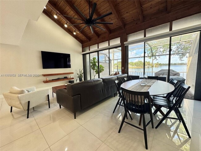 Building Photo - 1490 NW 113th Way