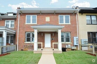 Building Photo - 1714 West Virginia Ave NE