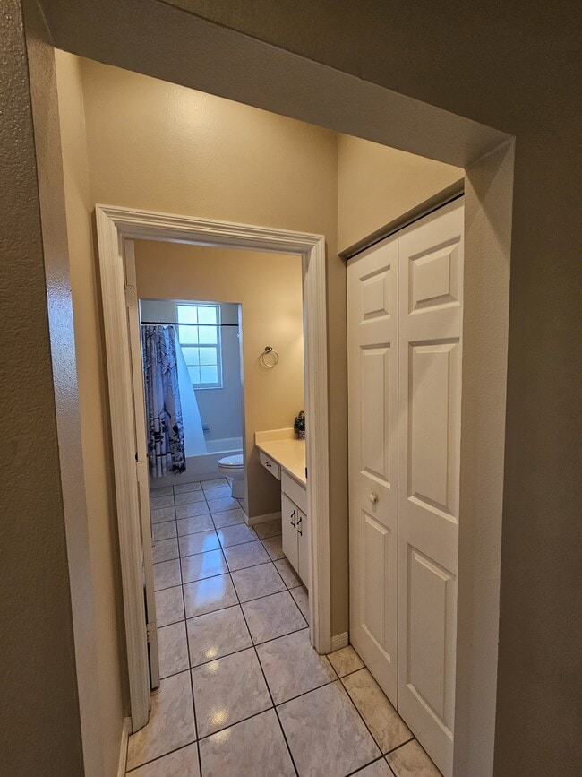 Building Photo - 17817 SE 115th Ct