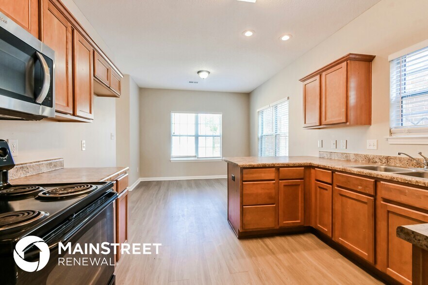 Building Photo - 10092 Mill Hill Ave