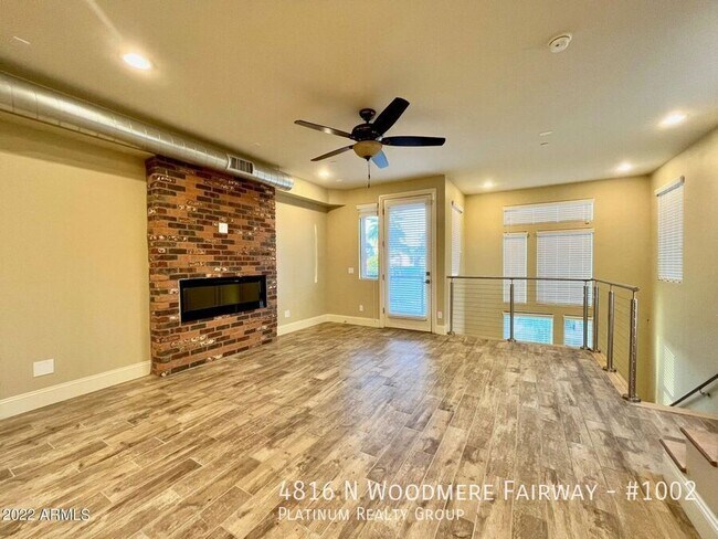 Building Photo - 4816 N Woodmere Fairway