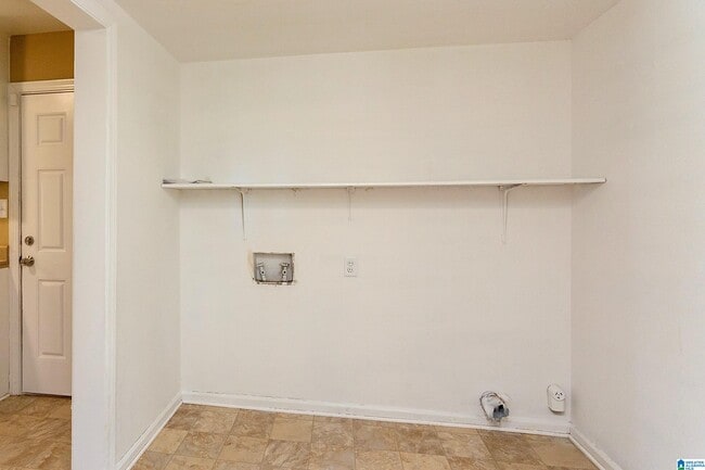 Building Photo - 524 Jane Ann Cir